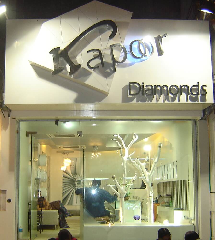 Exterior storefront signage for Kapoor Diamonds